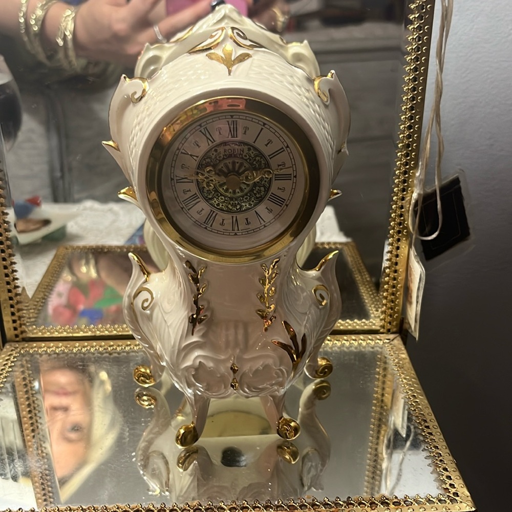 Gebr Hauser "Robin" Mercedes Quartz West Germany Rare Porcelain Clock.